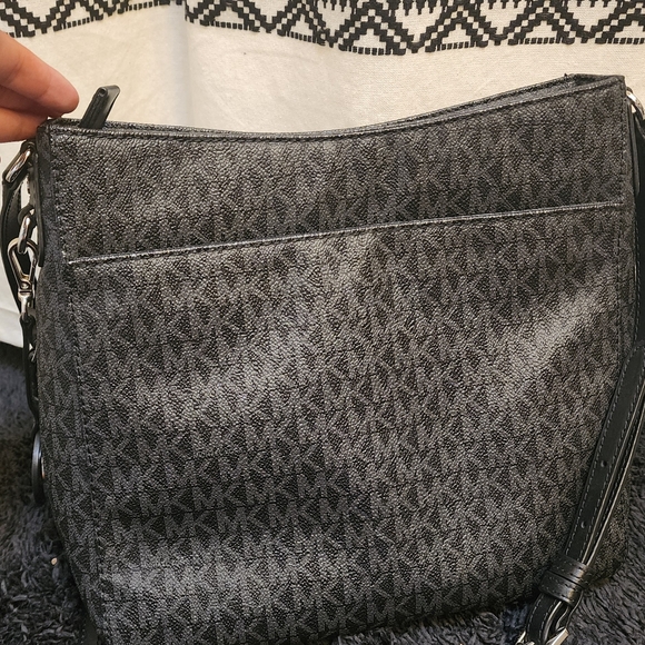 MK Crossbody - Picture 5 of 5